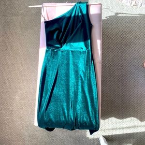 Lulus one shoulder velvet dress